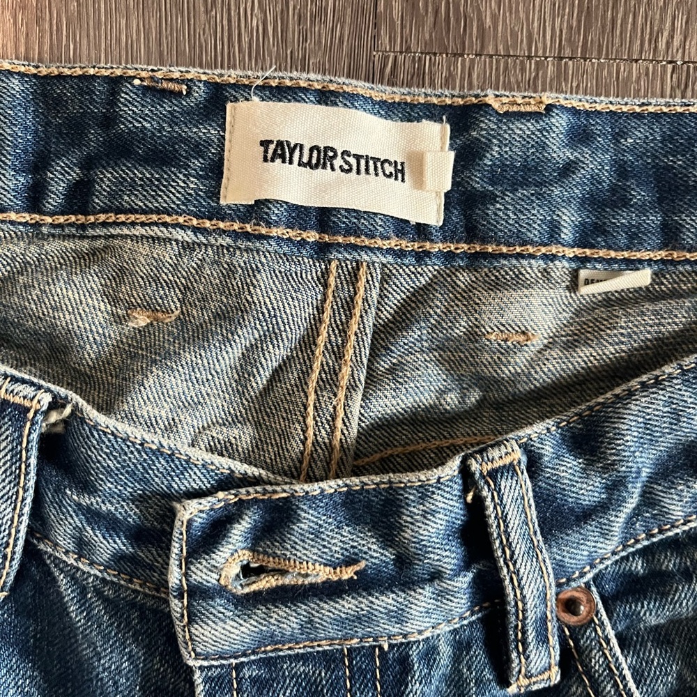 The Democratic Jean
in Mid Wash Organic Selvedge - Picture 2 of 8